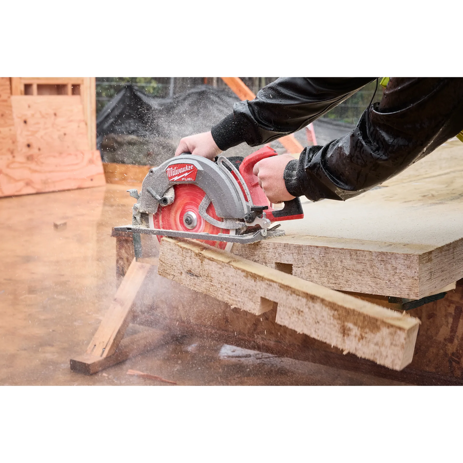 3026-21HD - M18 FUEL™ 10-1/4" Rear Handle Circular Saw Kit