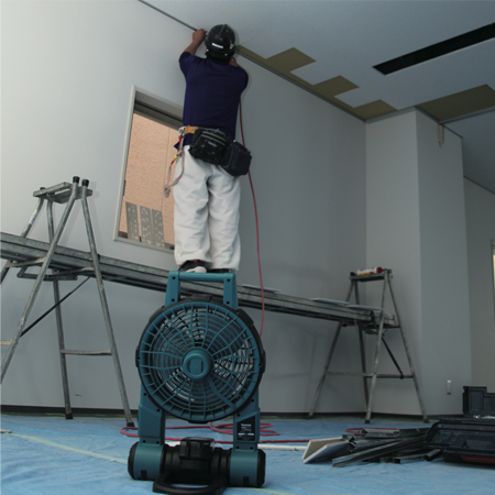 DCF201Z - 18V LXT 9-7/8" Fan, Tool Only