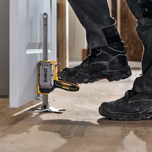 Load image into Gallery viewer, DWHT83550 - TOUGHSERIES™ Construction Jack
