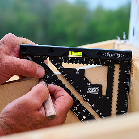 STSQ7-L - 7" Carpenter Square with Level