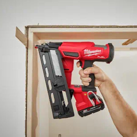 2841-20 - M18 FUEL™ 16 Gauge Angled Finish Nailer