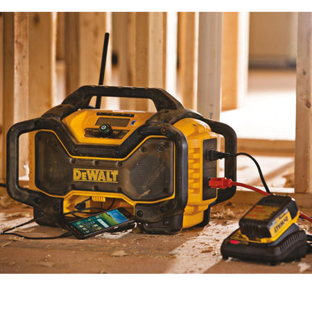 DCR025 - Bluetooth Charger Radio